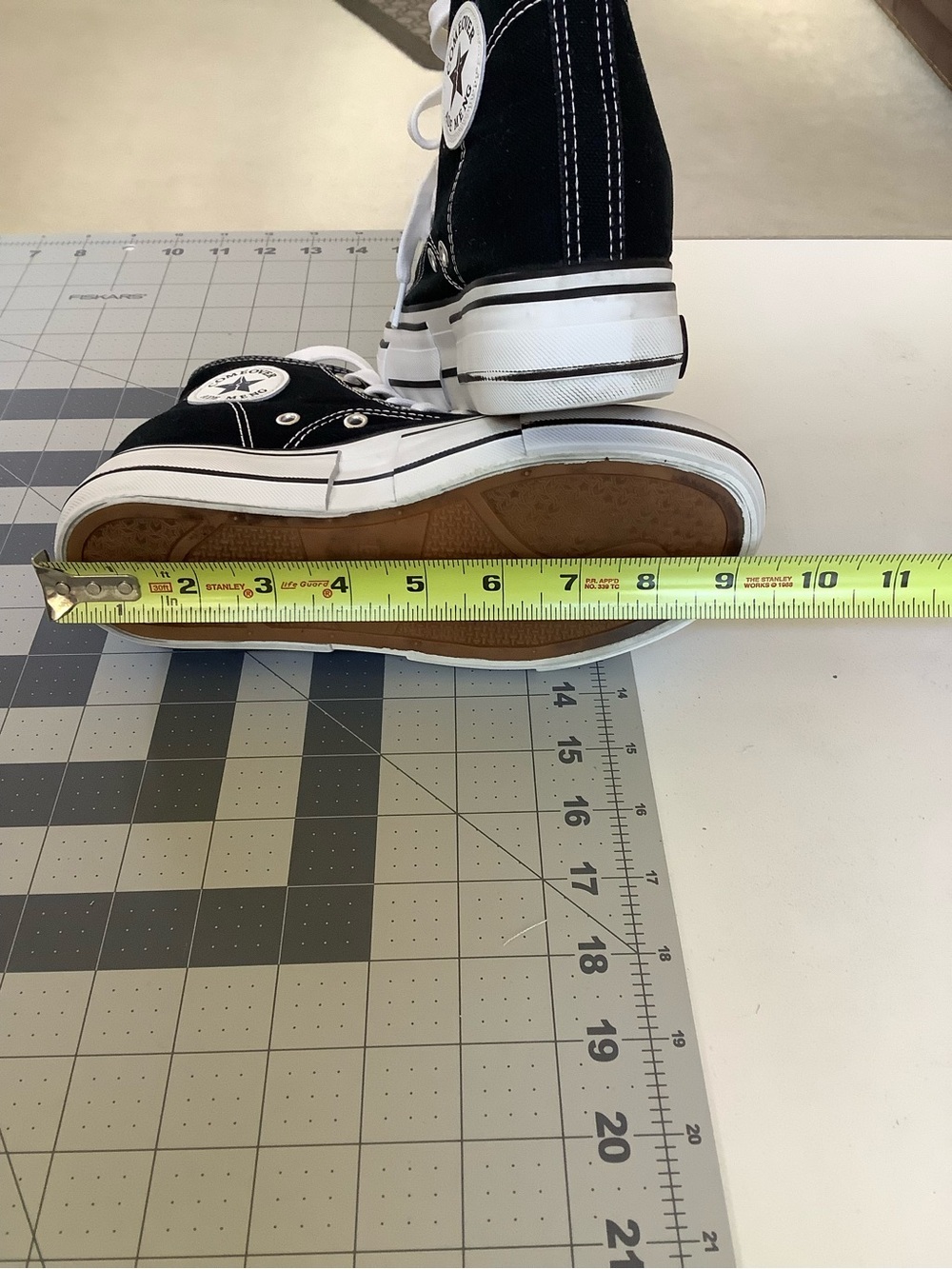Women's High-Top Sneakers - Black & White Canvas - US Size 5 - Picture 7 of 8
